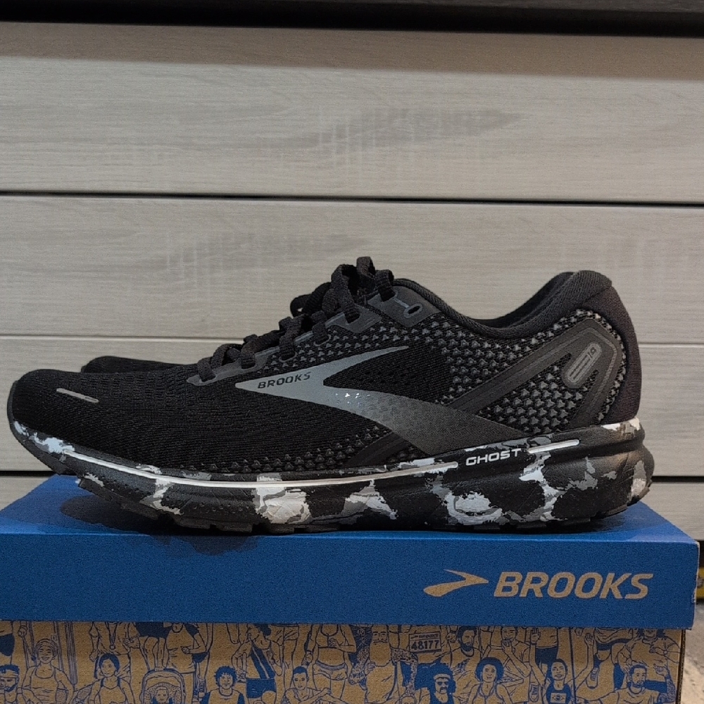 Brooks Ghost 14 Men's Black and Gray Camo Running Shoes